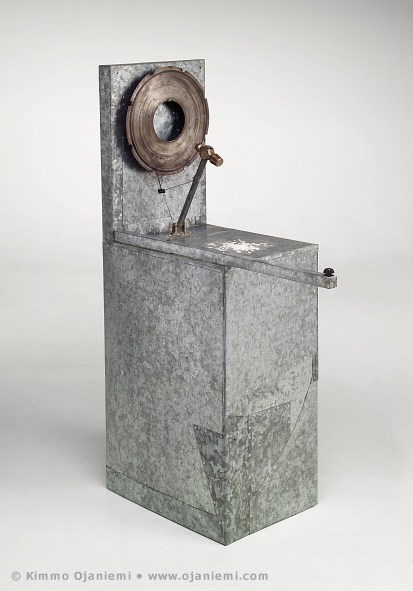 &copy; Kimmo Ojaniemi  --Takaisin teoksiin -- Back to the Works