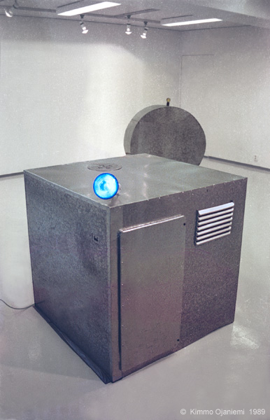 &copy; Kimmo Ojaniemi  --Takaisin teoksiin -- Back to the Works